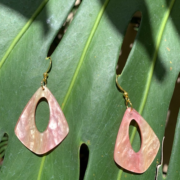 Jewels By Jas Jewelry - *SOLD*Handmade Earrings 🎀